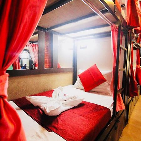 Town Hostel Mumbai - Ac Dormitory 外观 照片