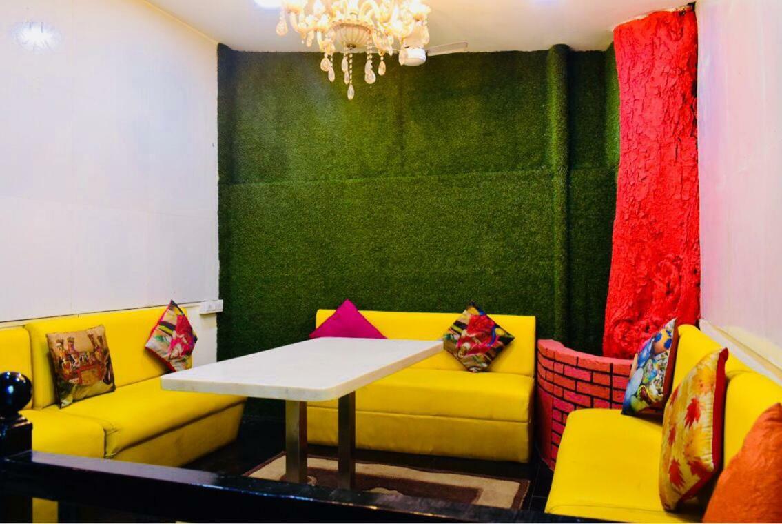 Town Hostel Mumbai - Ac Dormitory 外观 照片