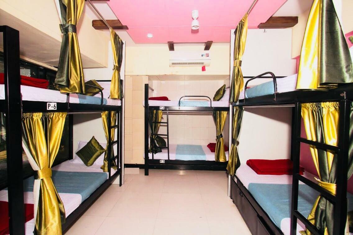 Town Hostel Mumbai - Ac Dormitory 外观 照片