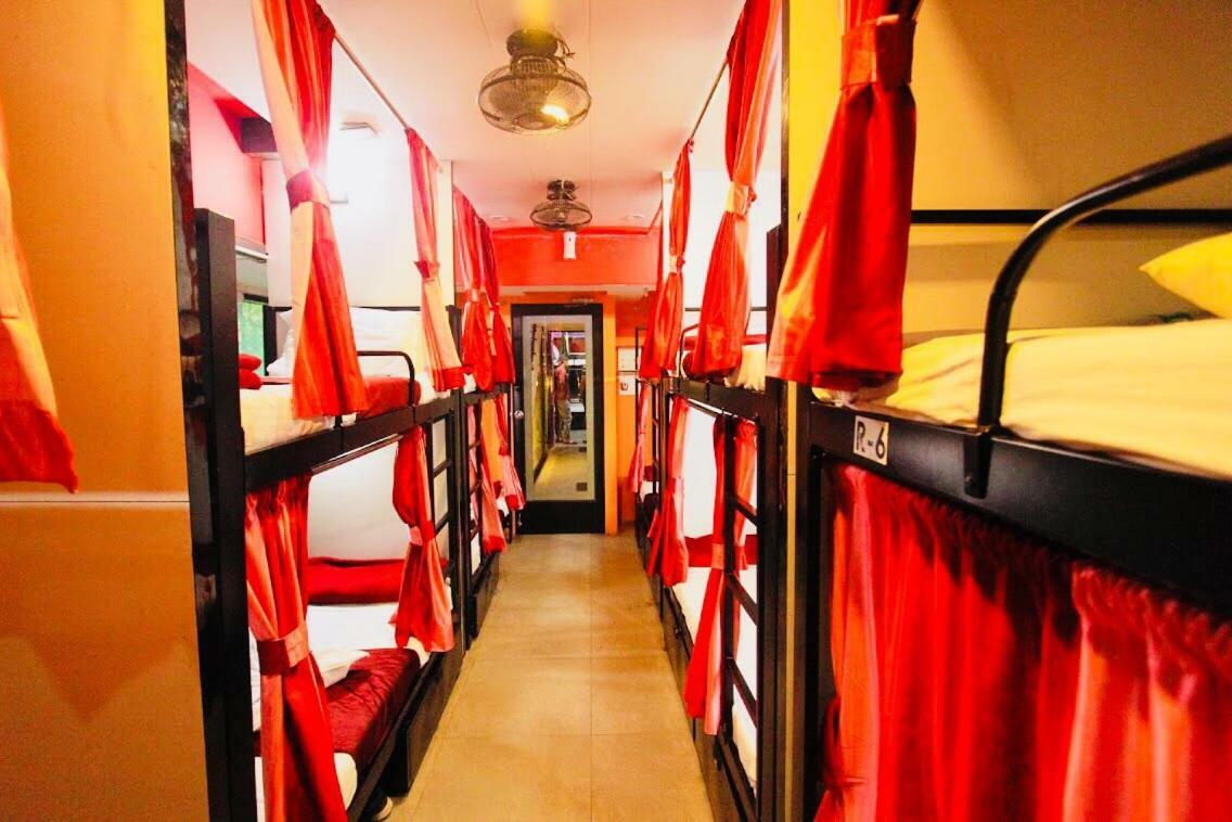 Town Hostel Mumbai - Ac Dormitory 外观 照片