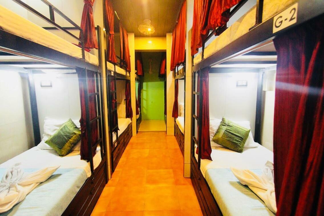 Town Hostel Mumbai - Ac Dormitory 外观 照片