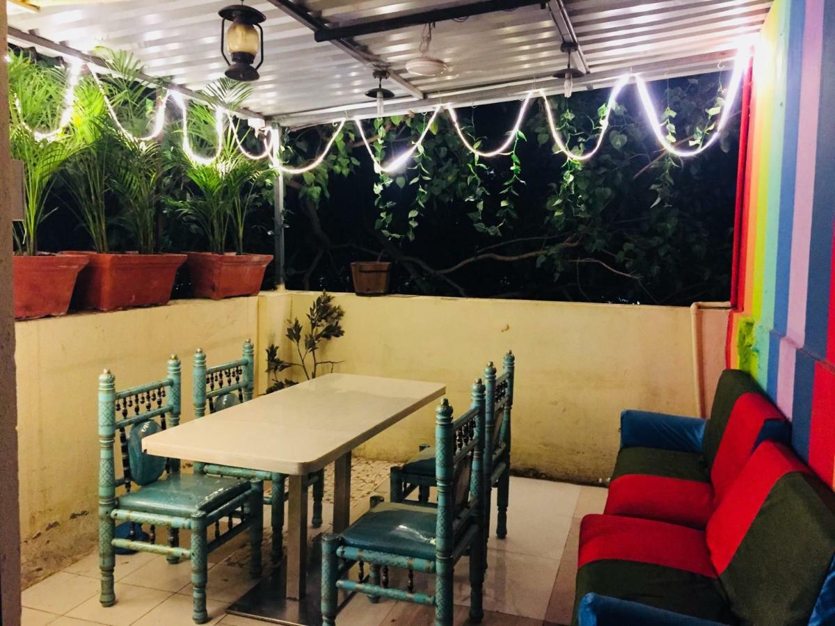 Town Hostel Mumbai - Ac Dormitory 外观 照片